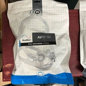 ResMed AirFit F30i Mask with Clear and White Design